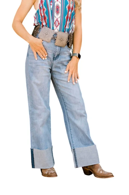 Tammy Straight Leg Cuffed Ankle Jeans In Light Wash