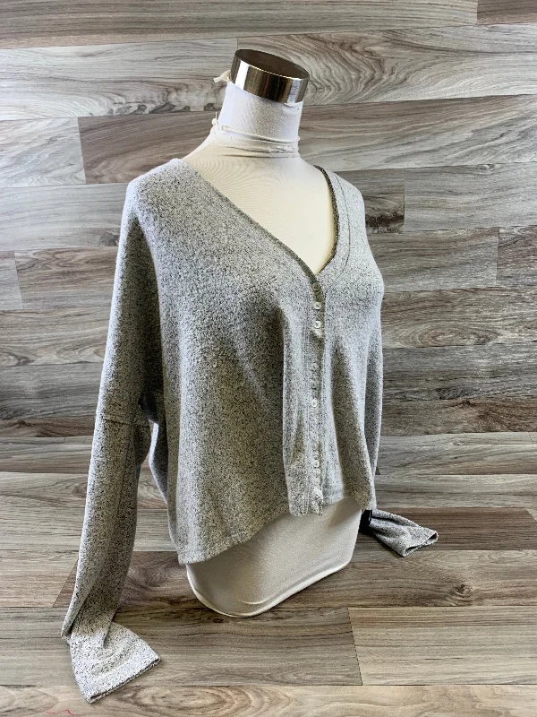 Cardigan By Clothes Mentor In Grey, Size: S