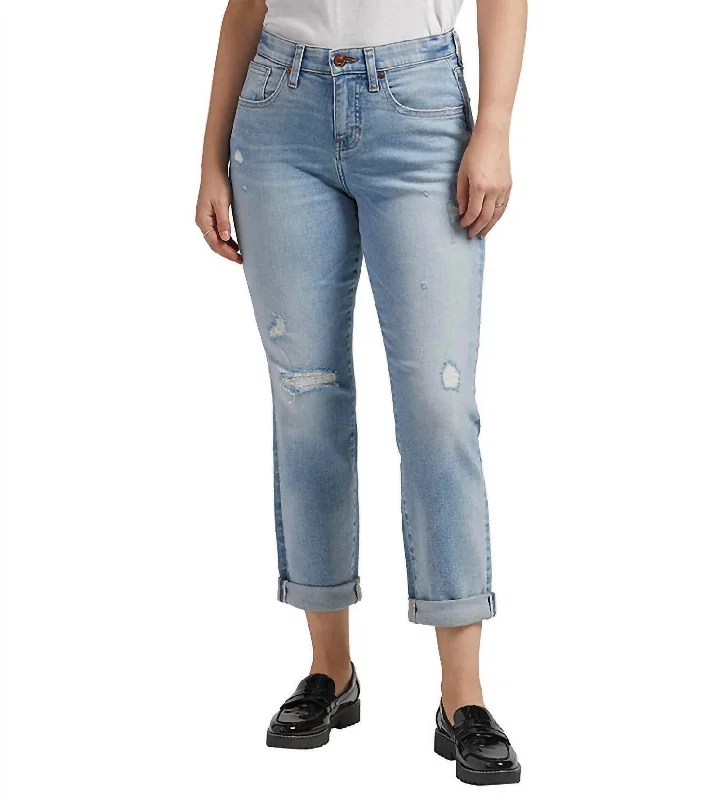 Carter Mid Rise Girlfriend Jean In Calm Blue